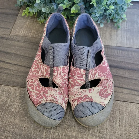 Teva Ochoa Water Sport Shoes Pink Gray Women's Size 7 Quick Drying - Picture 3 of 9